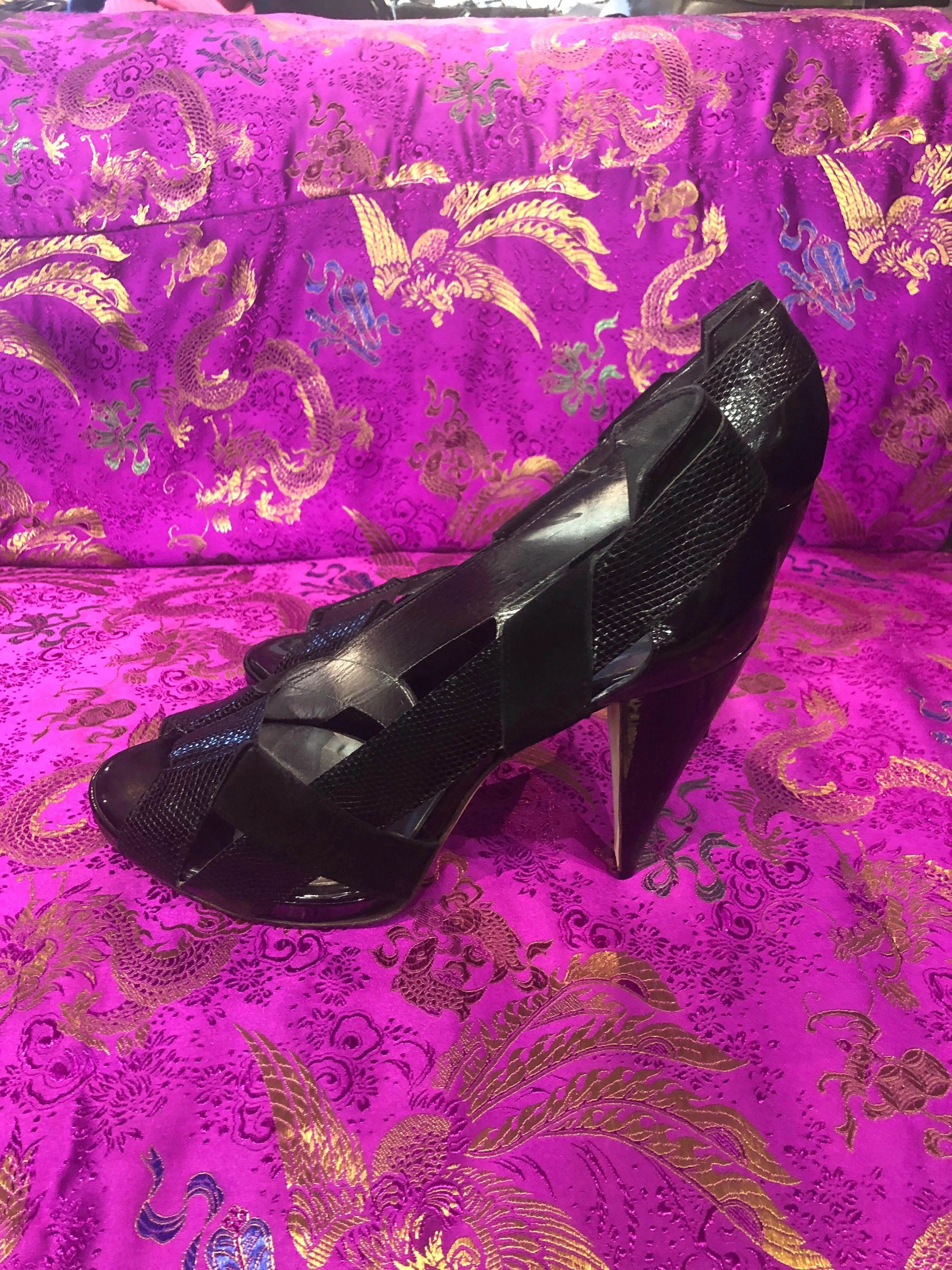 Amanda Wakeley Black Leather Heels (40) 7