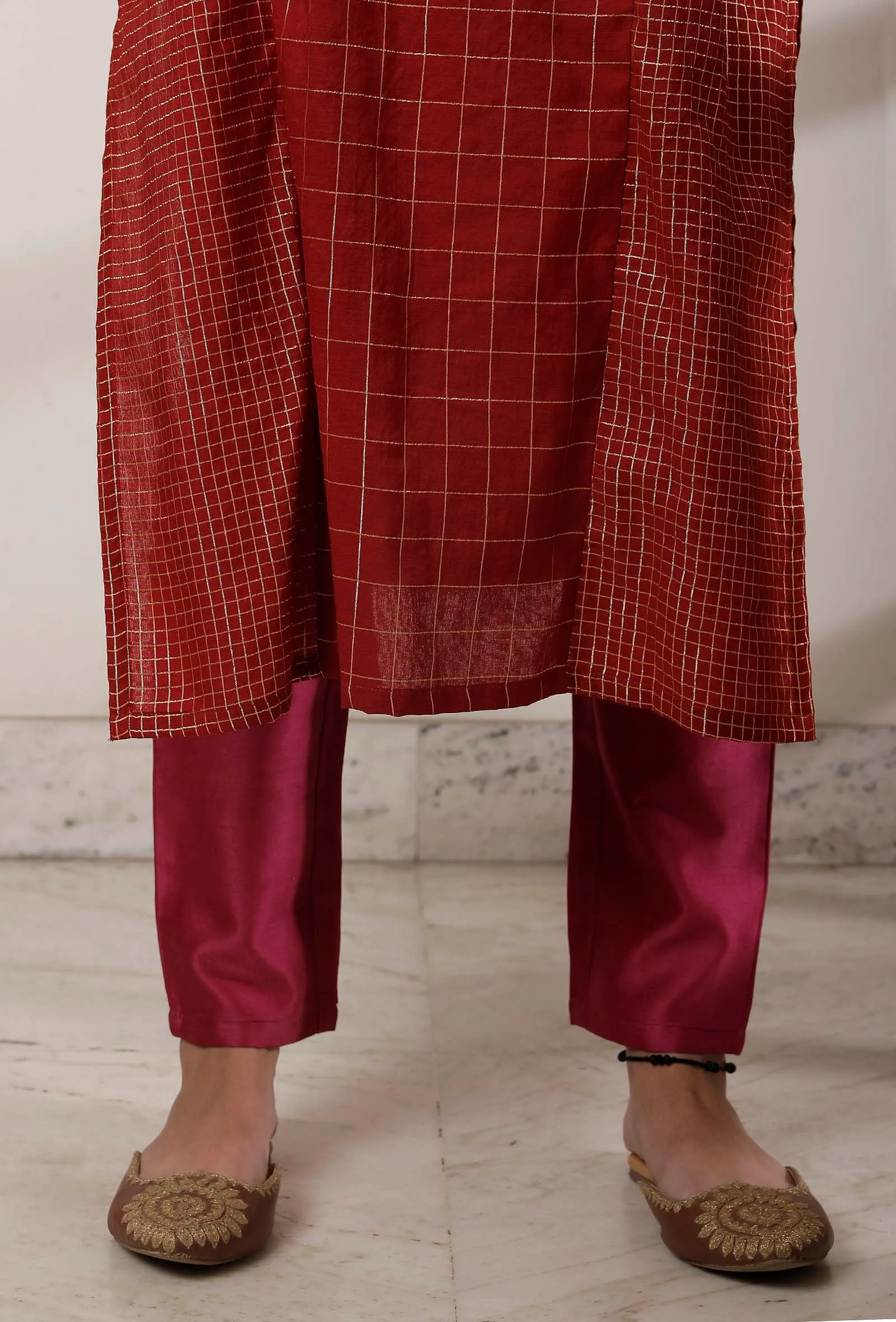 Magenta Pencil Cut Chanderi Pants