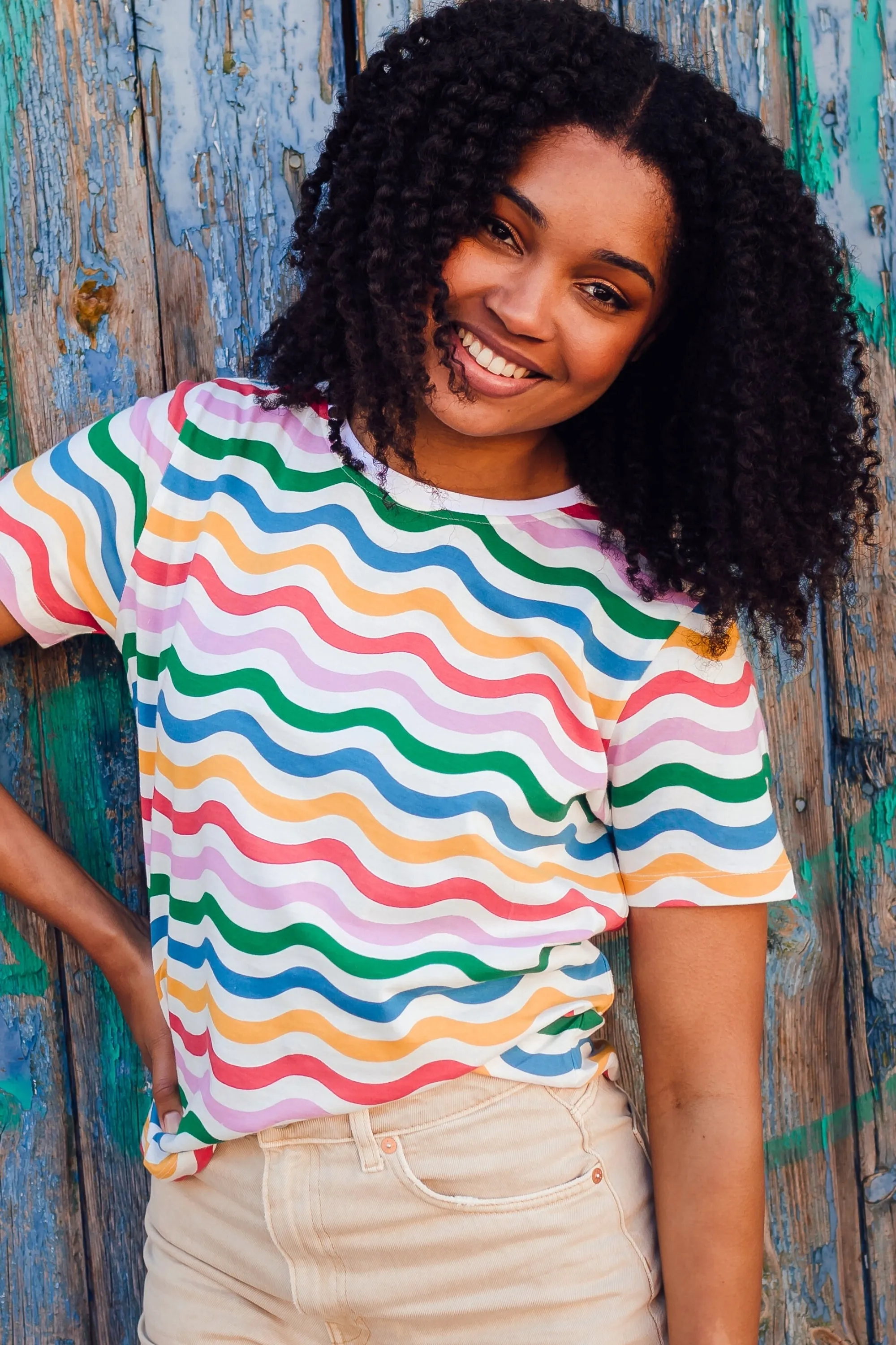 Maggie T-Shirt - Multi, Wavy Rainbow Stripes