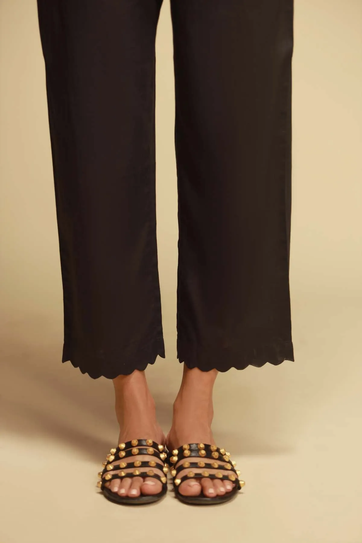 Scallop Straight Pant